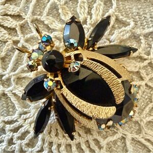Vintage Juliana Delizza & Elster Bee Rhinestone Brooch